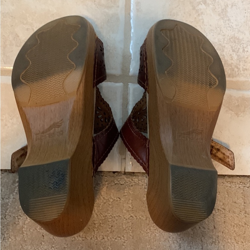 Women Dansko